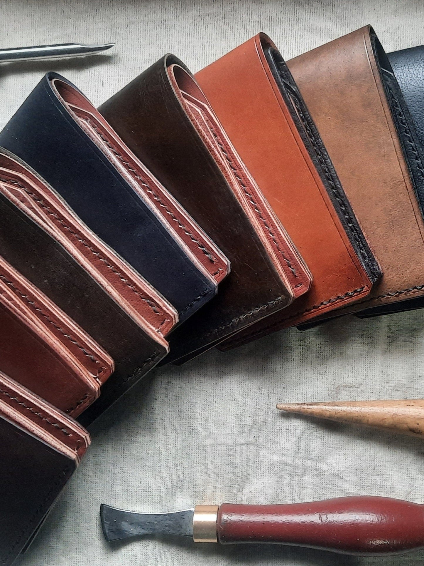 BELLAGIO EDI Bifold Volume 01 (Brown Interior)