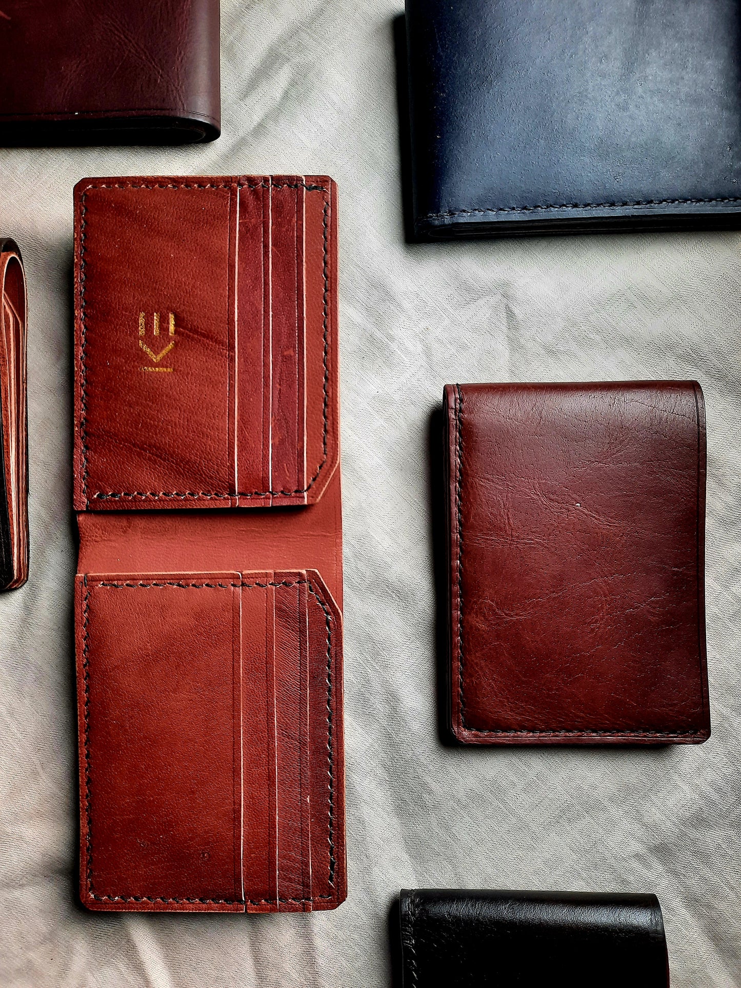 BELLAGIO EDI Bifold Volume 01 (Brown Interior)