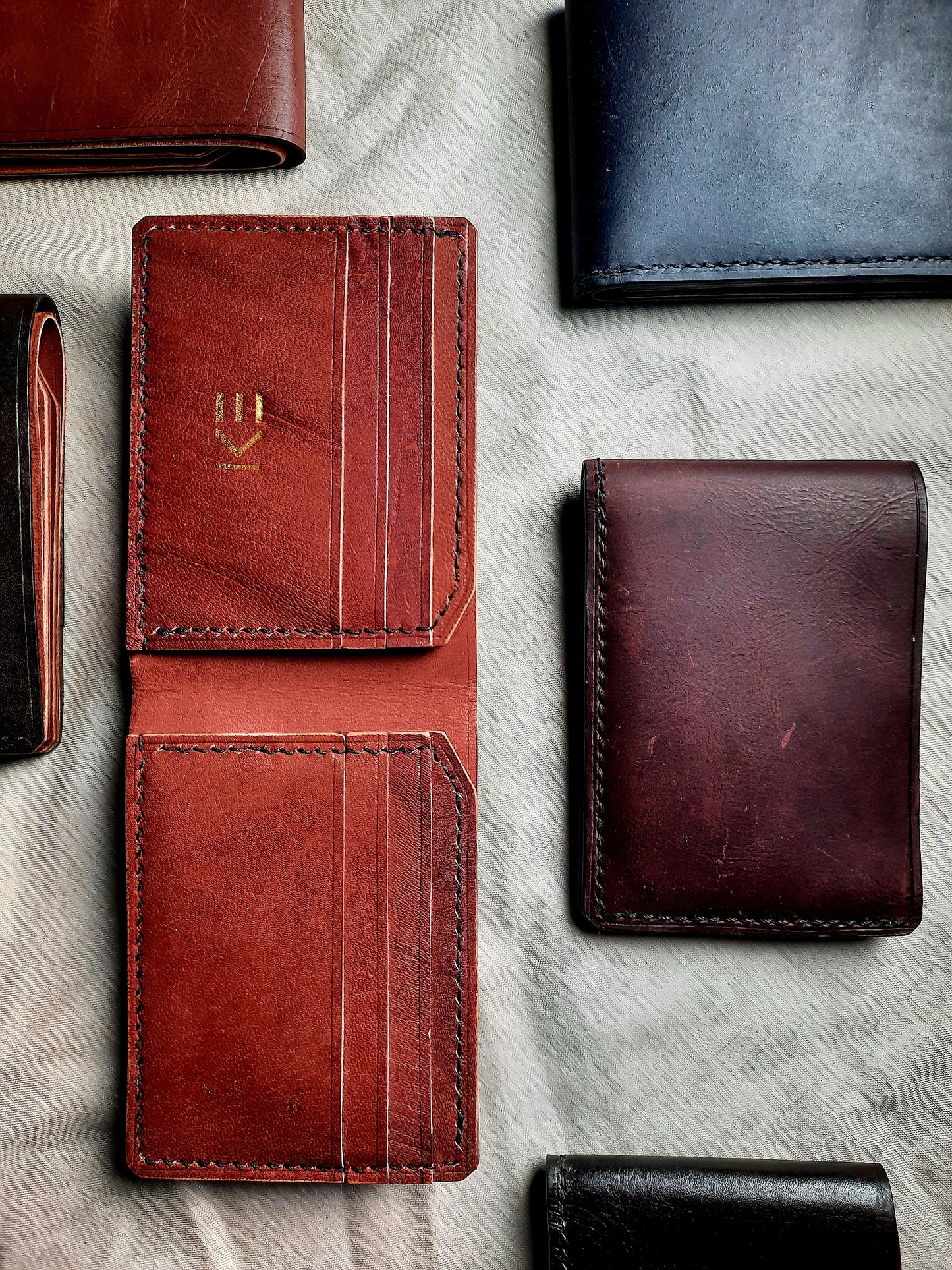 BELLAGIO EDI Bifold Volume 01 (Brown Interior)